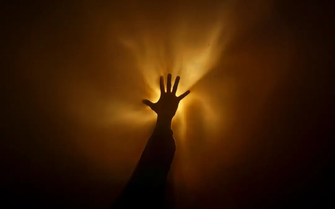Trong Rô-ma 1:16-26, tại sao Phao-lô lại “Amen” khi đang nói về tội lỗi con người?